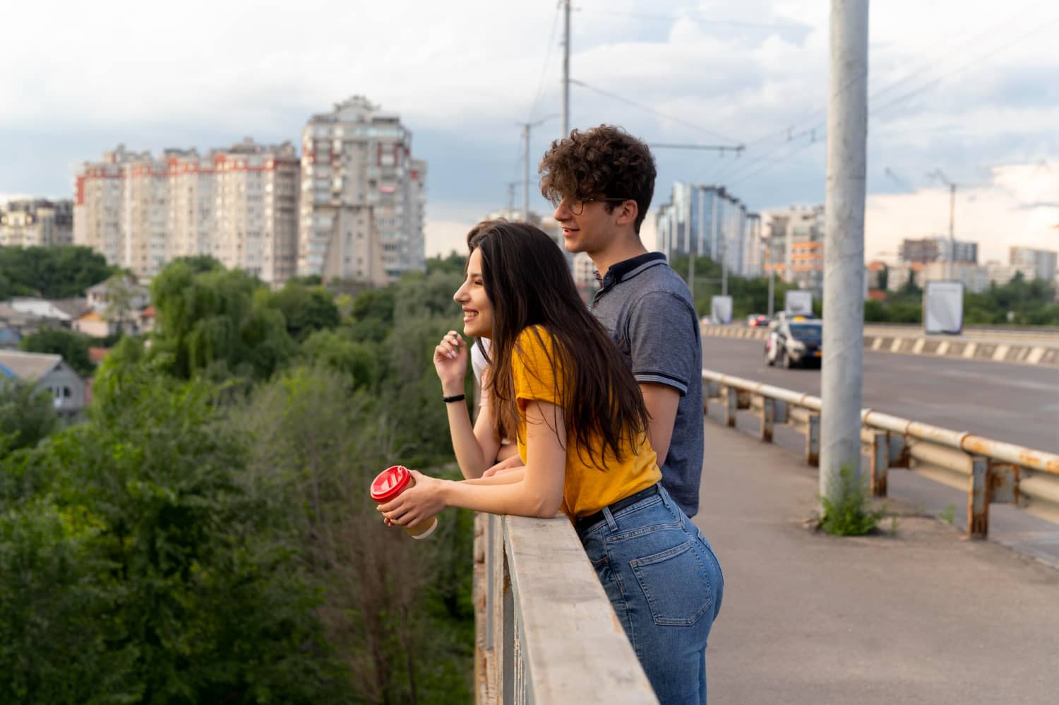 long-distance-img (1)